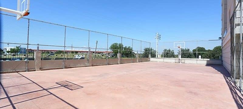 Çiğli Kyk Erkek Öğrenci Yurdu Çiğli Kyk Erkek Öğrenci Yurdunun iç ve dış mekanlarını gösteren fotoğraflar.